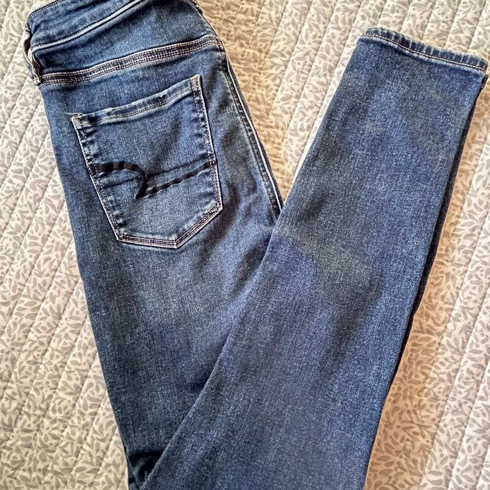 American Eagle SUPER HI-RISE JEGGING Next Level Stretch Size 8 R
